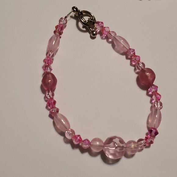 Handcrafted Pink Glass Beaded Jewelery Set - Picture 3 of 6